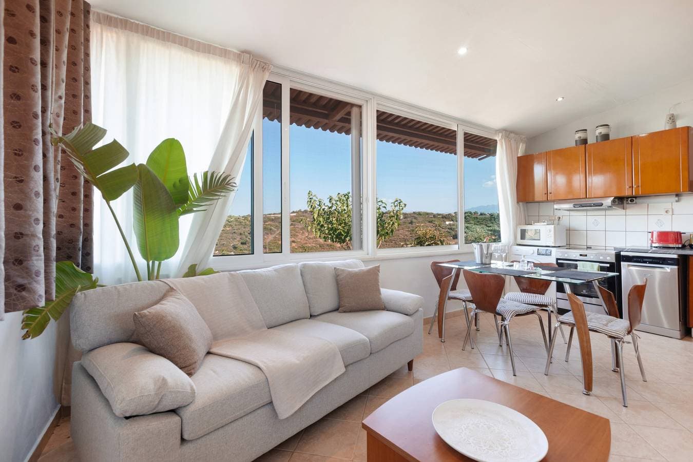 Voula Home 1