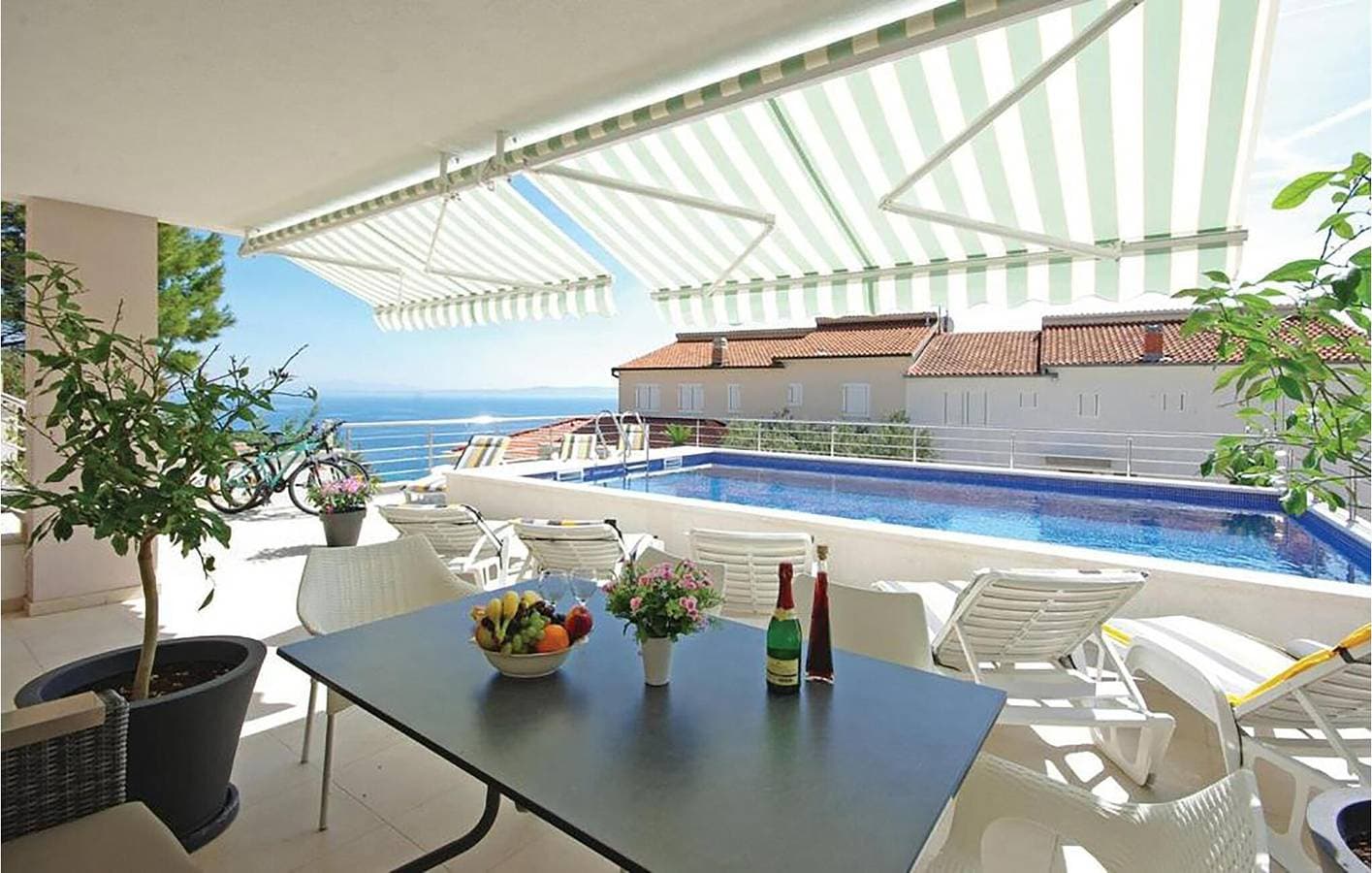 Foto 8 von 23: Gemütliche Ferienwohnung mit Meerblick, Pool, Parkplatz und Terrasse – 800 m vom Strand entfernt
