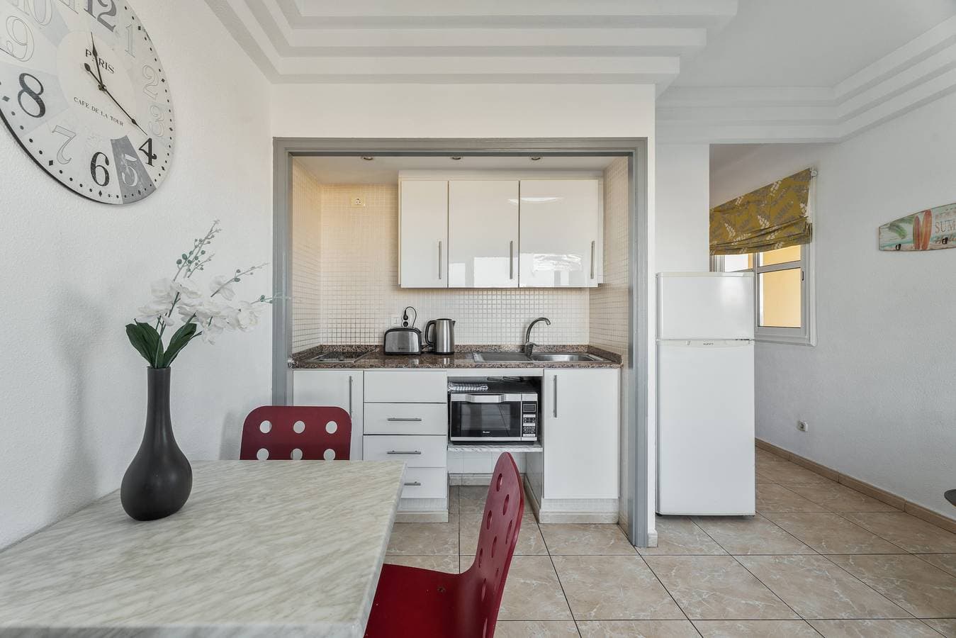 Foto 6 von 27: Ferienwohnung 'Orlando' mit Meerblick, Gemeinschaftspool und WLAN