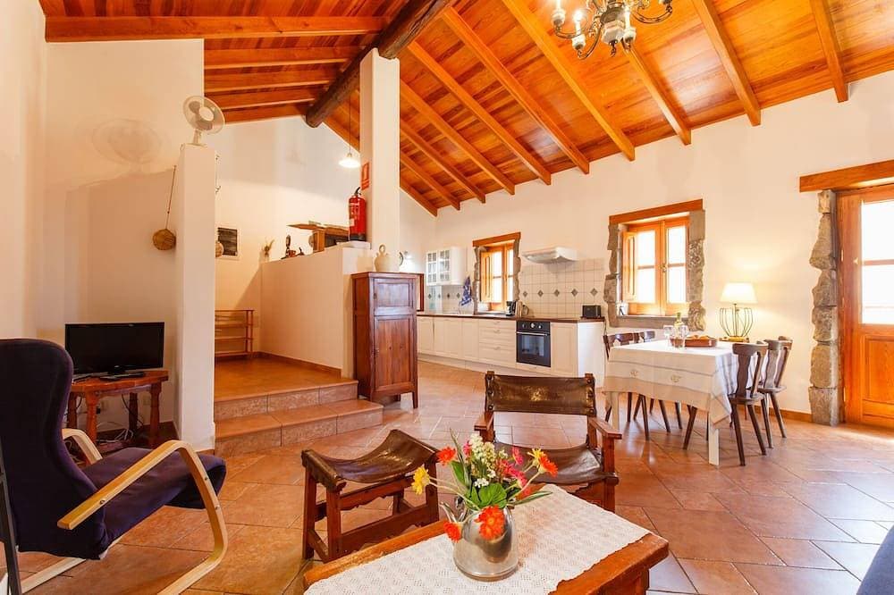 Foto 7 von 24: Ferienhaus Casa Tamadaba, privater Pool, strandnah, wandern im Naturpark, Agaete