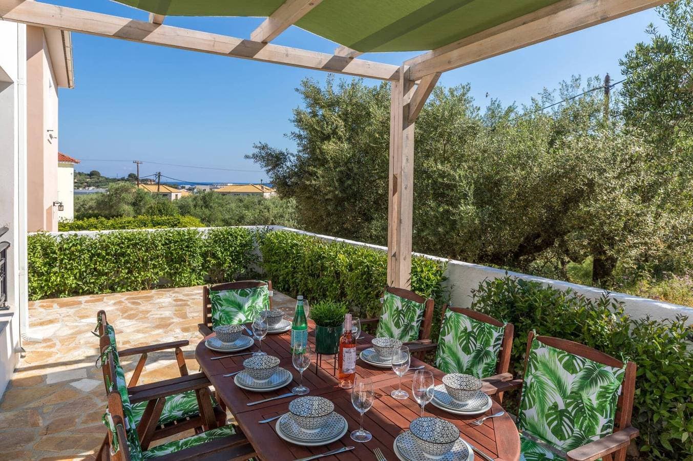 Foto 3 von 31: Villa für 8 Personen mit Garten
