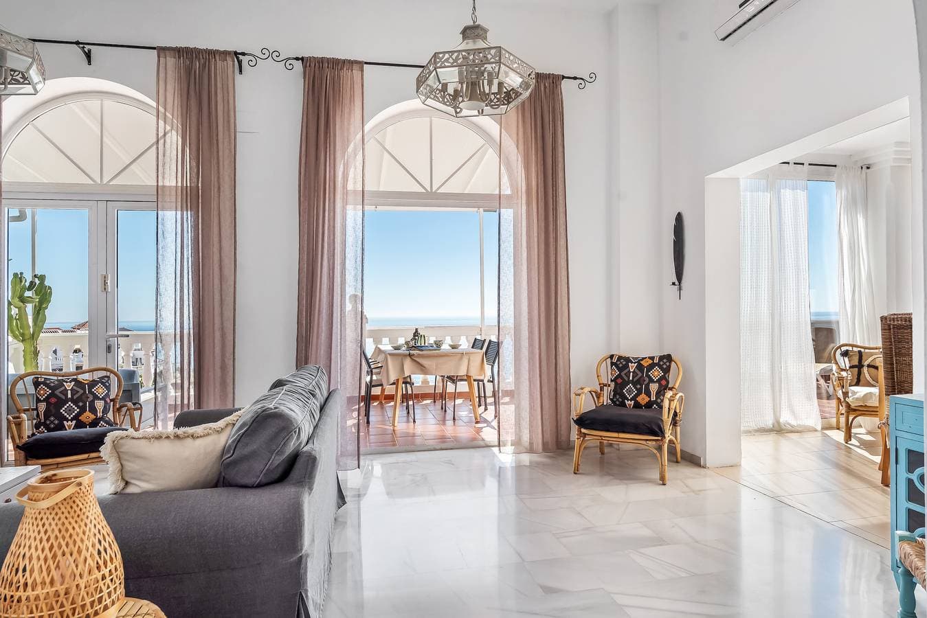 Foto 2 von 31: Villa für 4 Personen mit Balkon