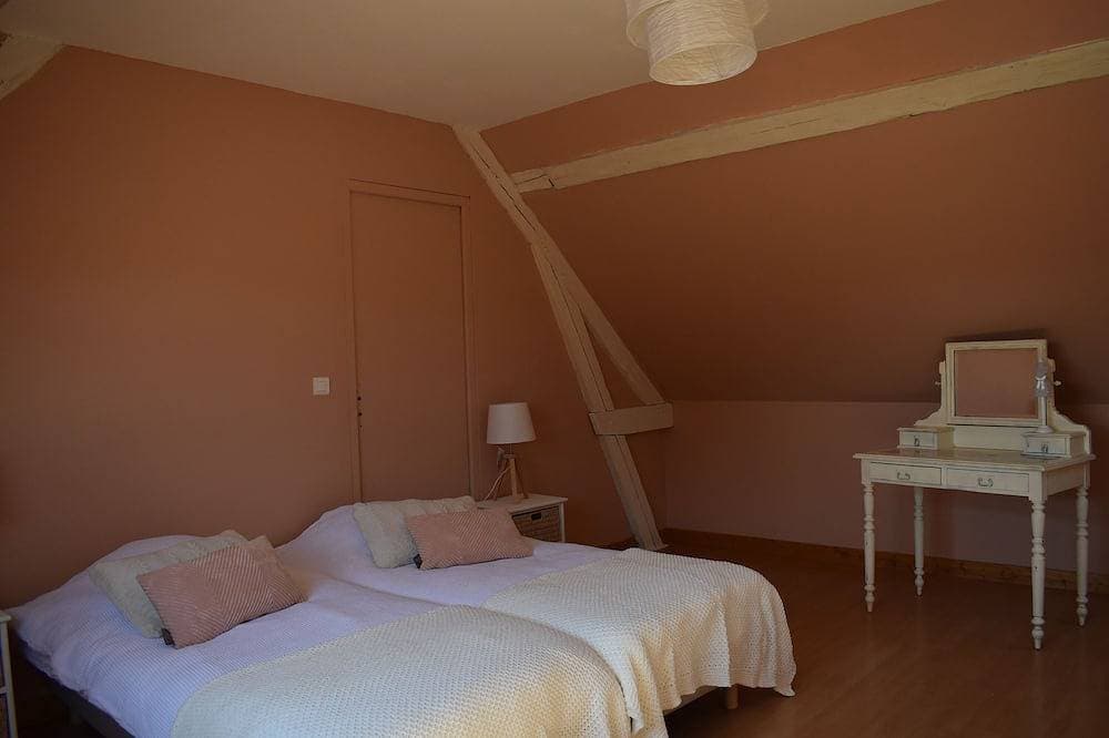 Foto 5 von 8: Gîte \"L'hortensia\" im normannischen Wald für 6 bis 8 Personen.