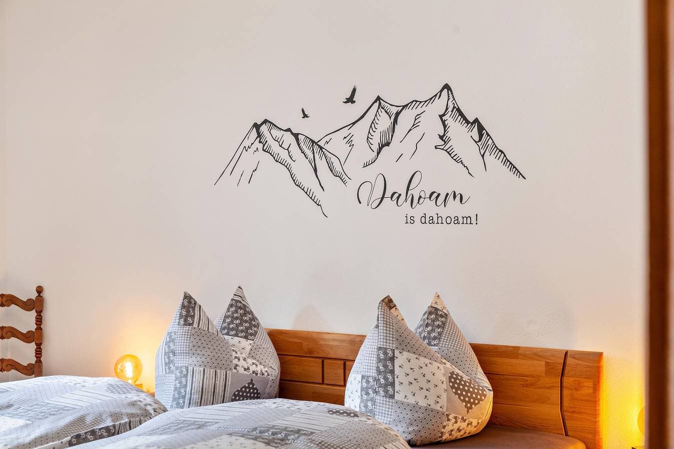 Foto 5 von 21: Studio-Apartment 'Aschaubichl – Silberdistel' mit Bergblick, privater Terrasse & WLAN