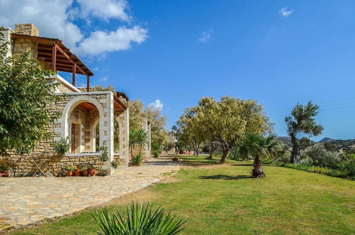 Foto 5 von 59: Ferienhaus mit Pool, großer Garten, idyllisch und ruhig, Wifi | Triopetra, Kreta