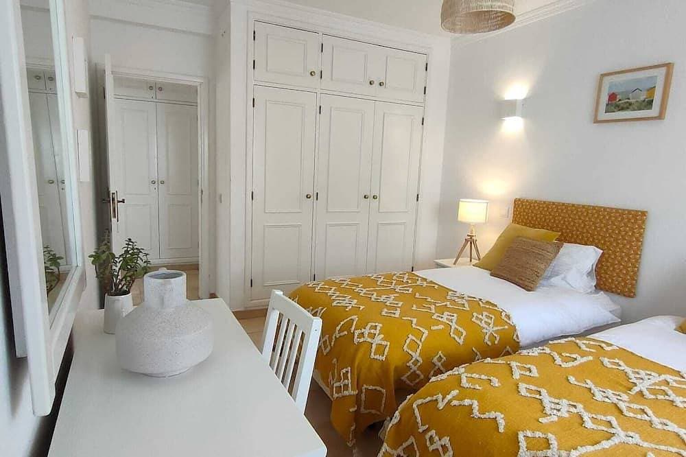 Foto 4 von 30: Vila Aurora - Private 3 Bedroom Villa - 100m from the beach
