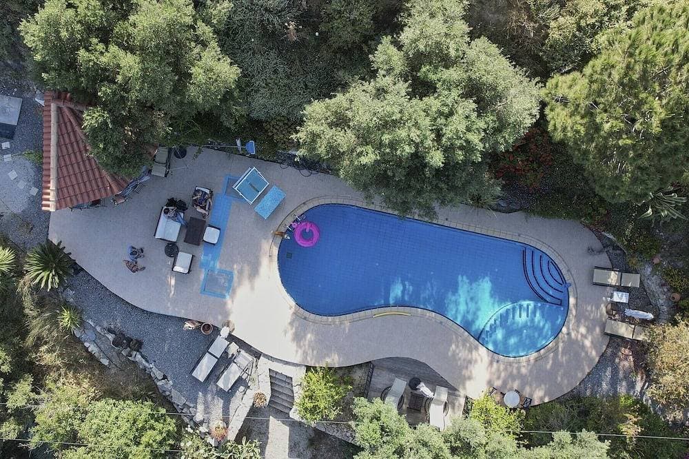 Romantisches Studio mit fantastischem Pool 1