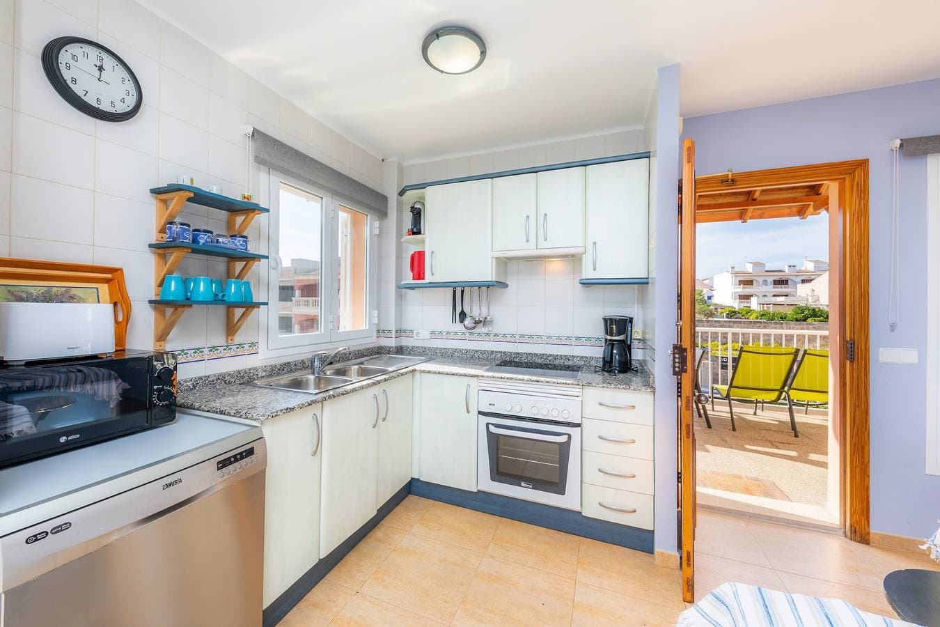 Foto 9 von 27: "Casa Calma" in erster Meeresreihe mit WLAN und Balkon