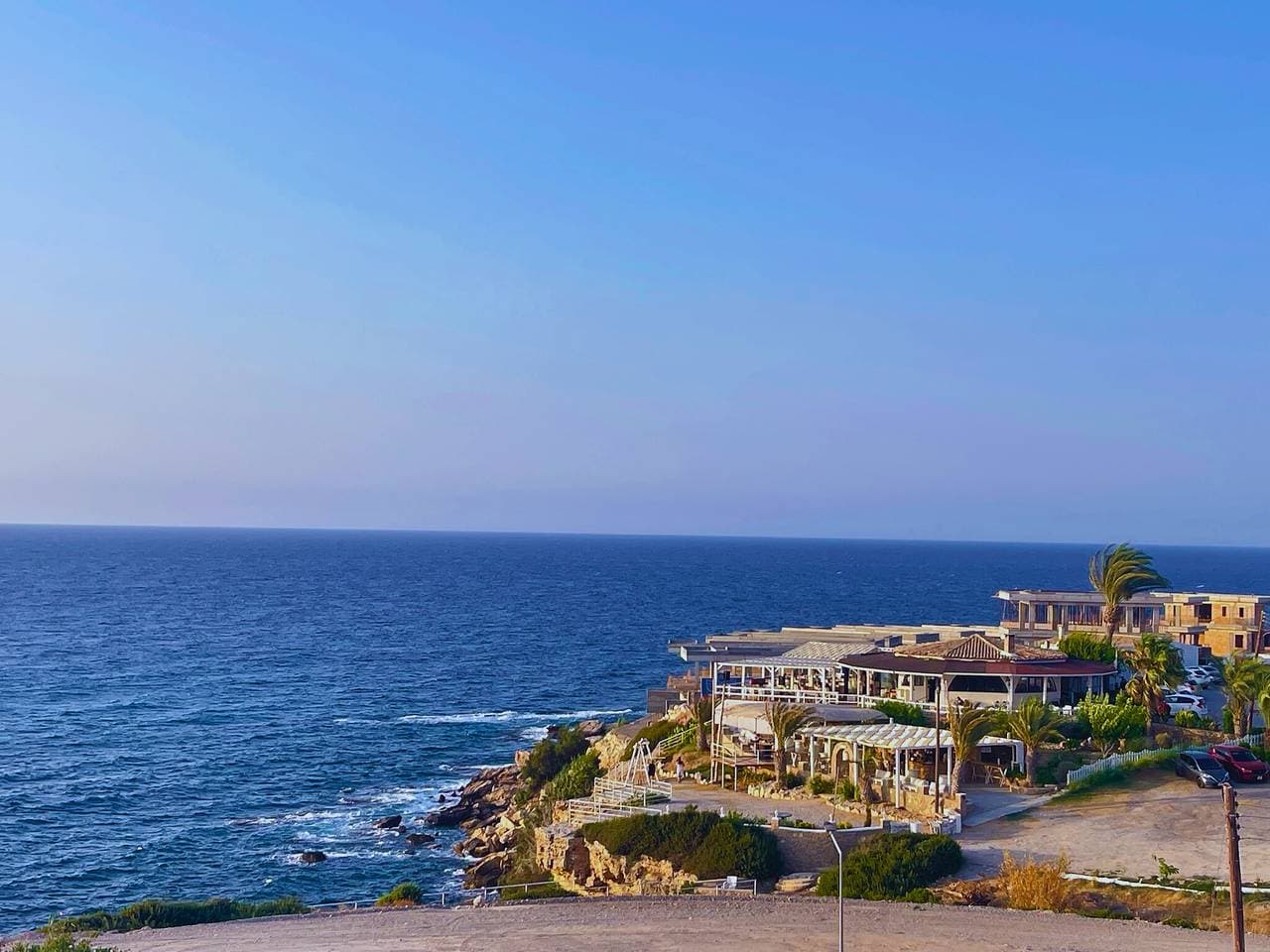 Foto 7 von 25: "Azure Pearl" Wachen Sie am Meer auf · Gartenrefugium am Meer mit Pool