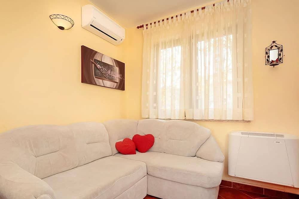 Foto 8 von 17: Herrliche Wohnung für 3 Personen mit  W-Lan, Klimaanlage, TV und Terrasse