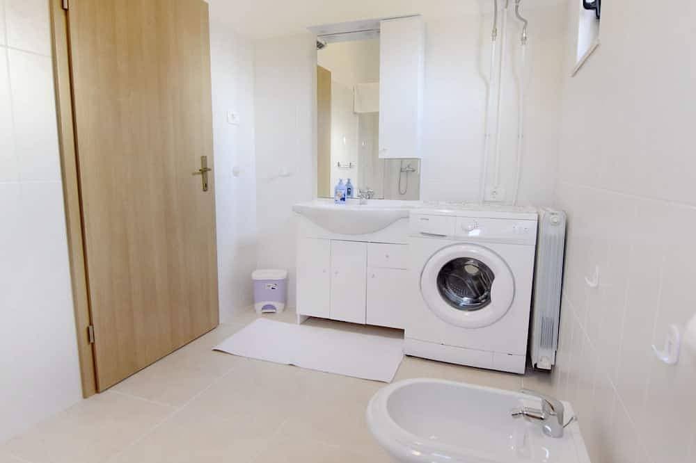 Foto 11 von 30: Zweizimmerwohnung mit großer Terrasse in Grupija