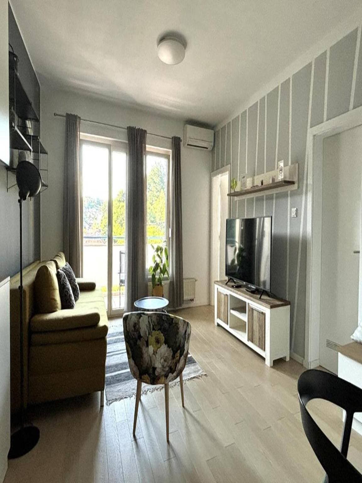 Foto 11 von 26: Ferienwohnung für 4 Personen mit Balkon