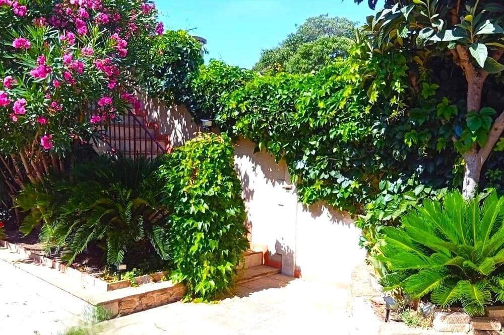 Foto 6 von 24: La Cigale Villa-Appart für 2 ps im Herzen des Dorfes in Provence nähe Avignon