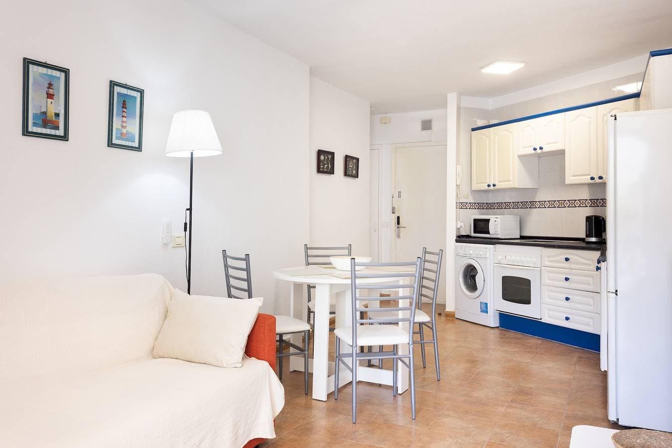 Foto 8 von 30: Ferienwohnung für 3 Personen mit Terrasse