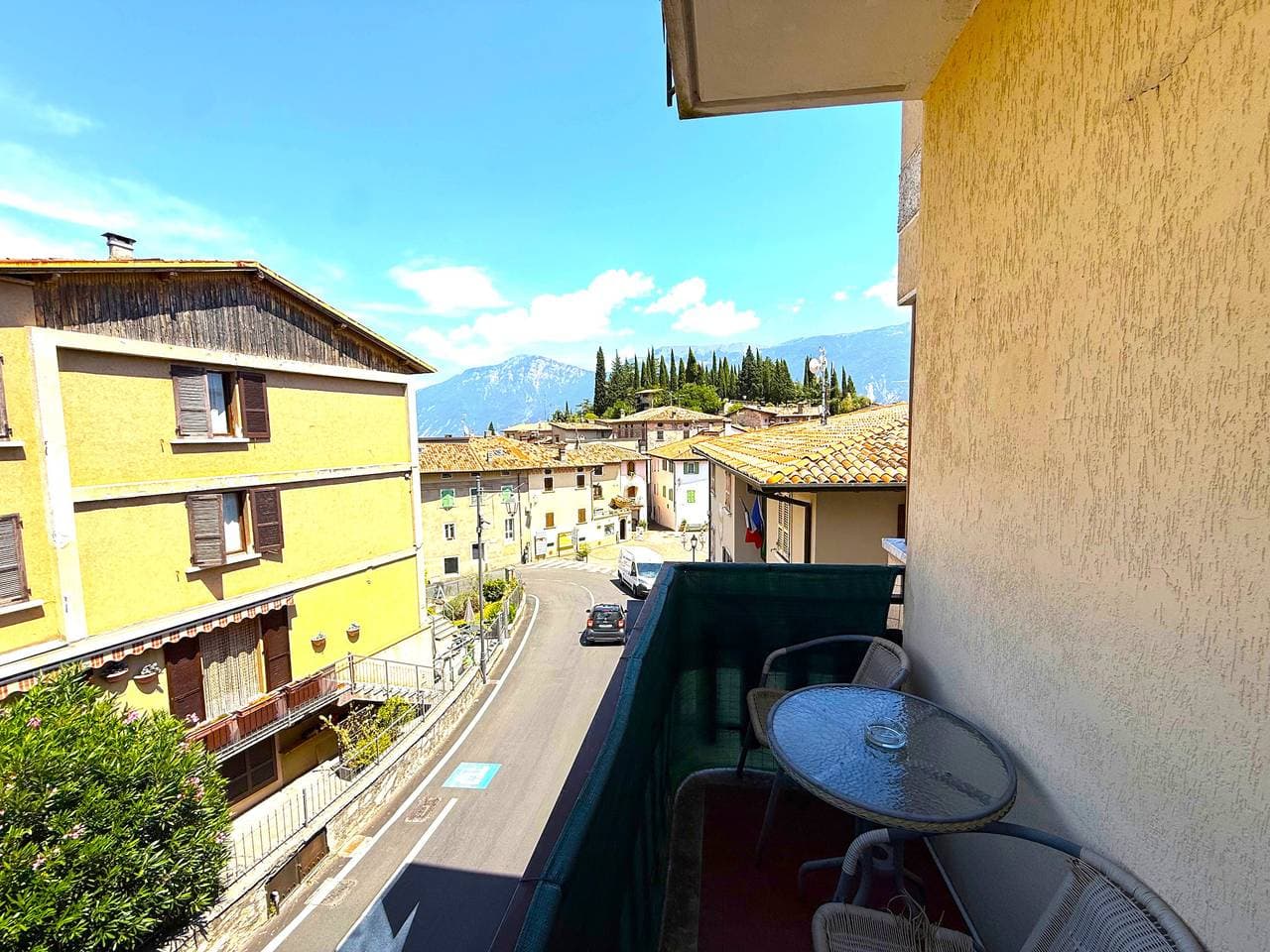 Foto 2 von 33: Casa Liver Pieve balcony town center