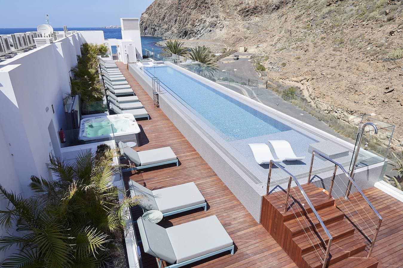 Foto 11 von 17: Infinity 1.2 Luxe Partial Sea View 2B