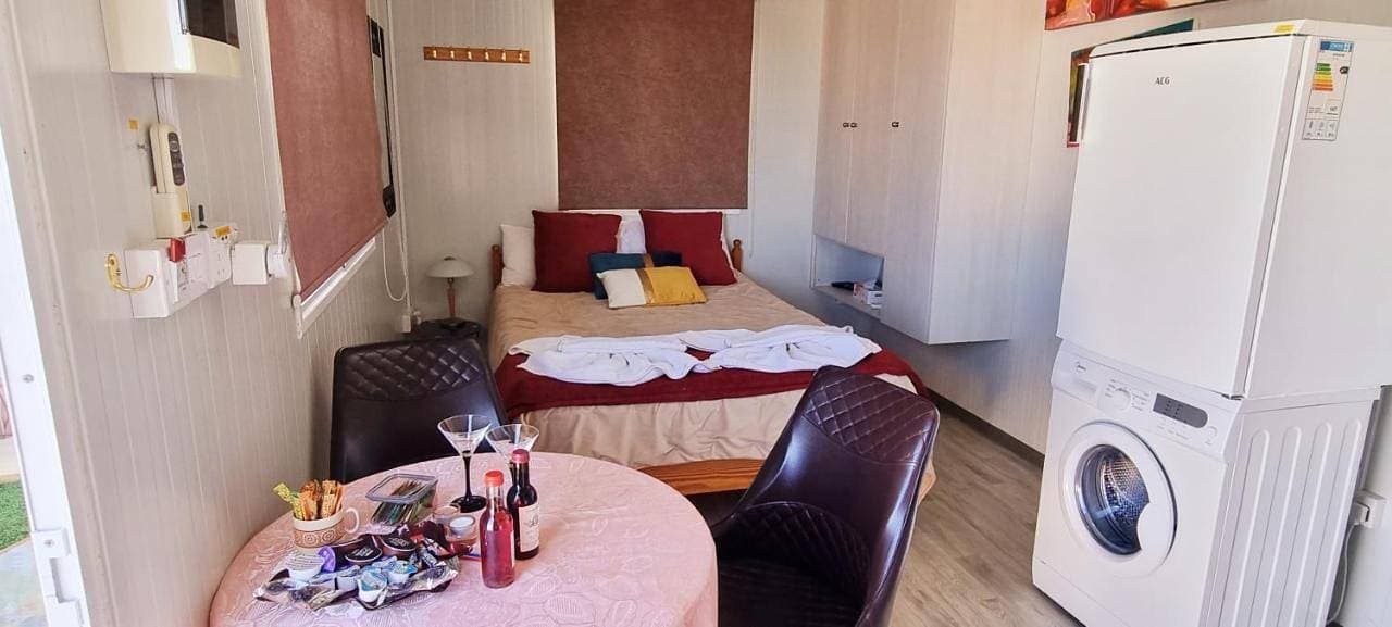 Foto 6 von 38: Studio Apartment with Sea View