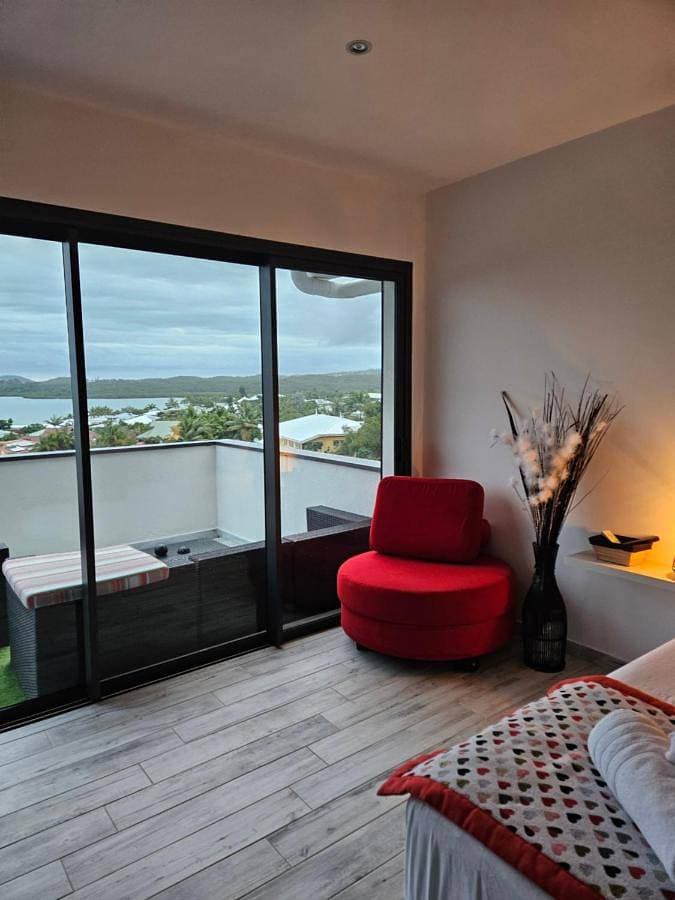 Foto 3 von 9: Deluxe Double Room with Balcony and Sea View