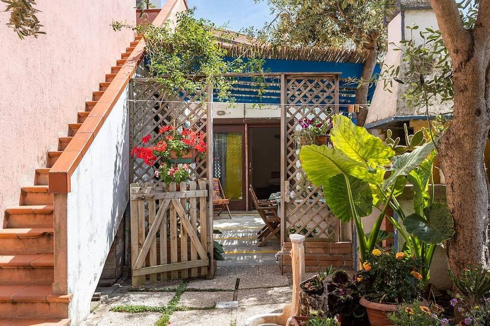 Lovely studio apartment 200mt from the sea 1
