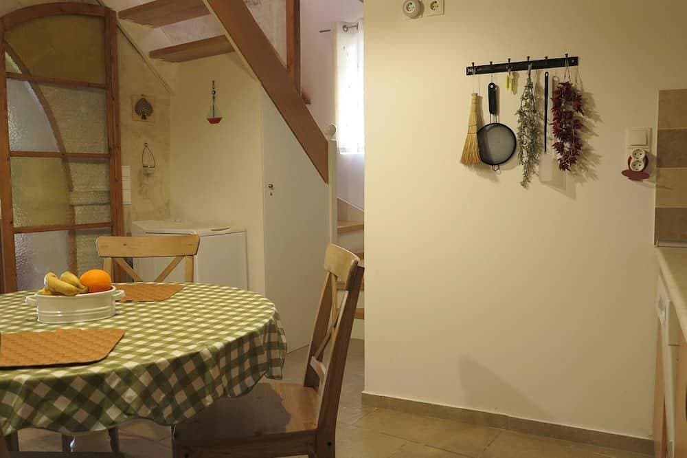 Foto 13 von 30: Schön erneuertes traditionelles Steinhaus in Vori, Süd-Kreta, Griechenland.