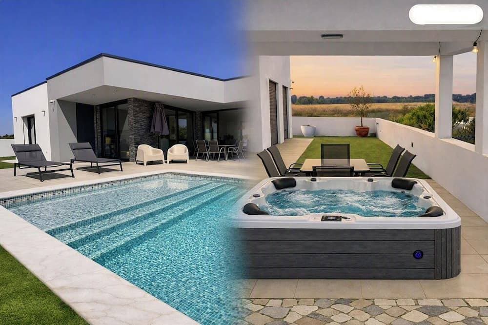 Casa Nelia - Beach, Spa/Jacuzzi, and Heated Pool 1