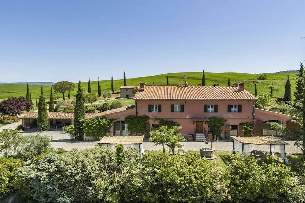 Schönes Ferienhaus in Castiglione D'orcia mit Privatem Pool und grossem Garten 1