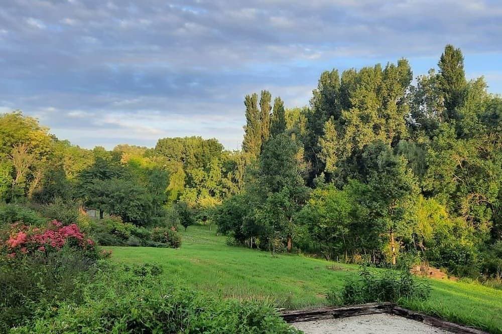 Foto 5 von 6: Farmhouse in  French countryside, long stays only, 1 hour 15 minutes from Paris