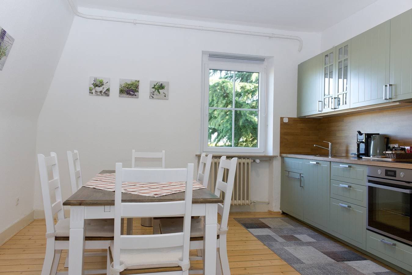 Foto 3 von 28: Klimatisierte Ferienwohnung für max. 5 Personen in ruhiger Lage Nähe Burg Eltz