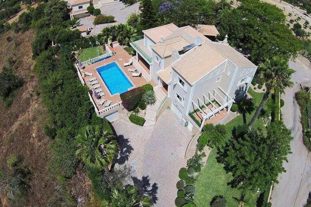 Foto 13 von 30: Luxury Villa Set In Its Own Grounds, 4 Bedroom 4 Bathroom With Heated Pool,