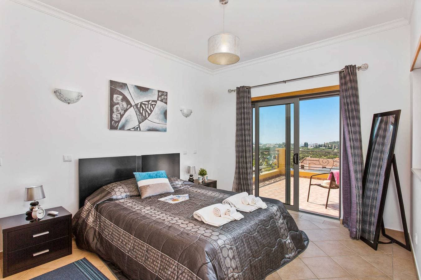 Foto 11 von 26: Villa für 8 Personen mit Garten