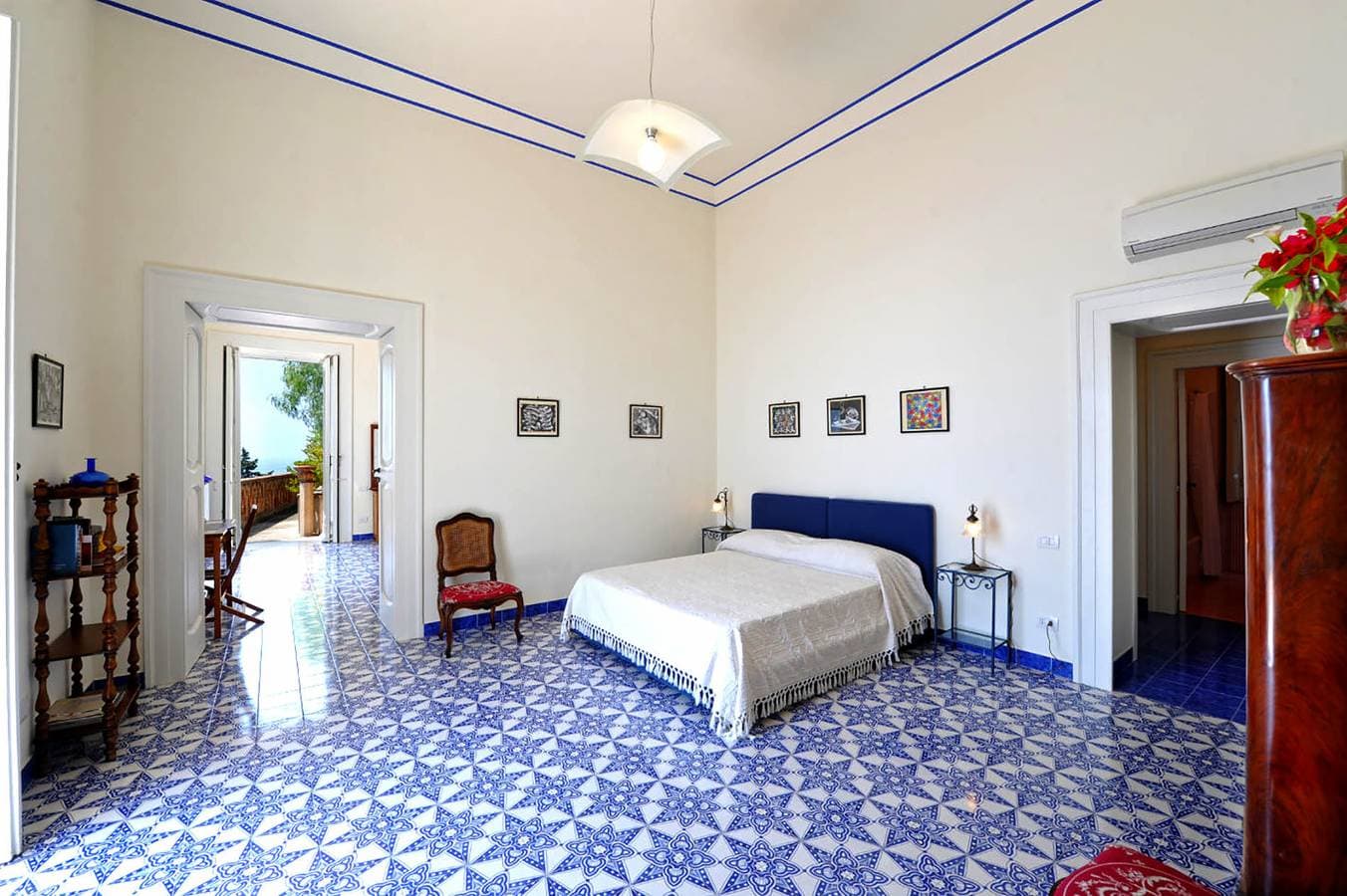 Foto 11 von 15: Amalfi Blu