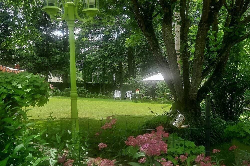 Foto 7 von 16: Les Bosquets: A Charming Bed and Breakfast Where Pets Are Welcome