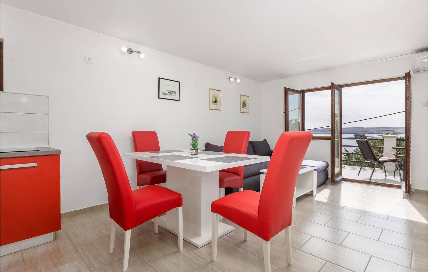 Foto 4 von 19: Apartment am Meer mit WLAN, Terrasse und Parkplatz – 700 m zum Strand