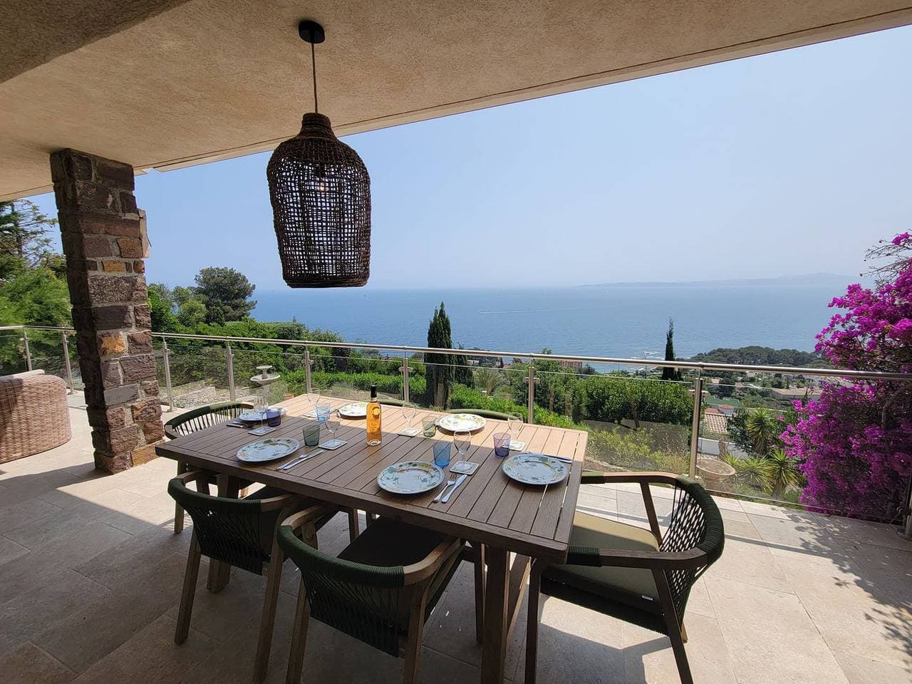 Foto 4 von 32: Traumhafte Ferienoase mit atemberaubendem Meerblick, Pool und idealer Lage