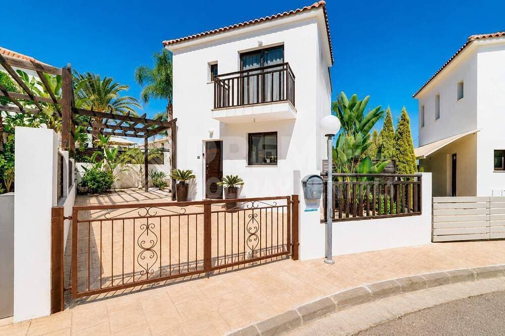 Foto 7 von 18: 3Br Villa with Private Pool - Elisa by Premier
