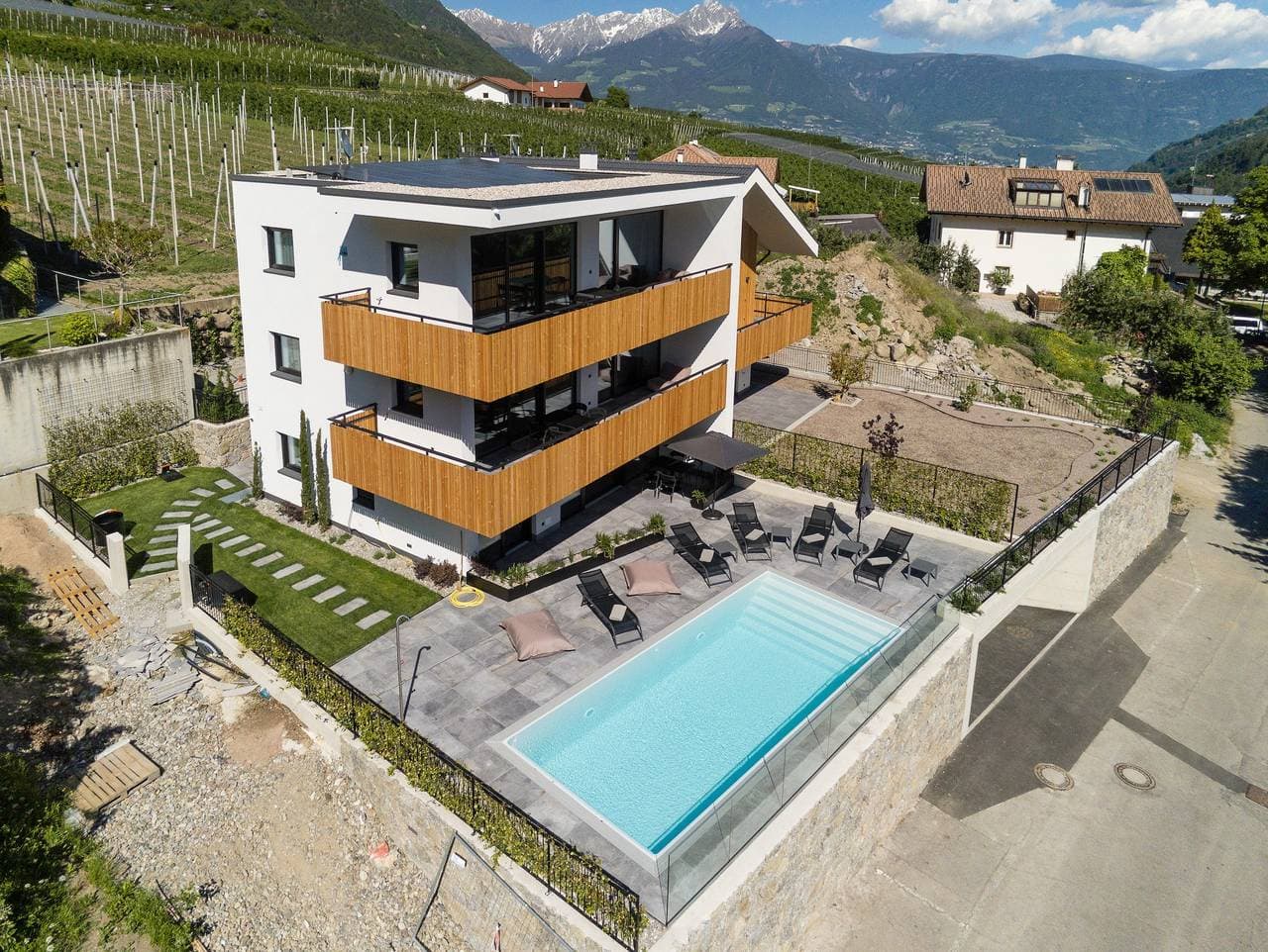 Foto 9 von 20: Ferienwohnung 'Köfele Lodge Rosa' mit Bergblick, Gemeinschaftspool und WLAN