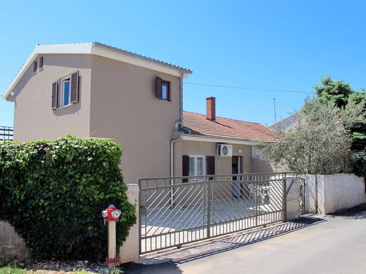 Dreifamilienhaus Perkovic 1