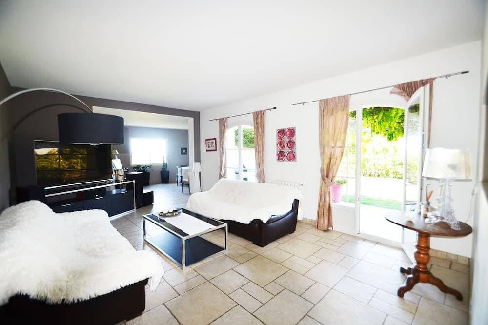 Foto 8 von 24: Haus 190 m2, in der Nähe von Montpellier und Stränden, Schwimmbad, dominante Aussicht, ruhig