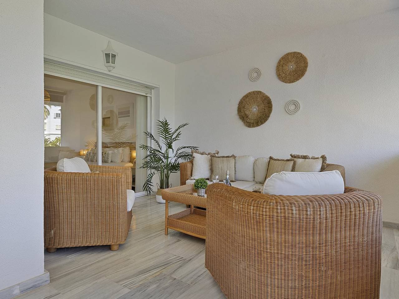 Foto 8 von 43: Ferienwohnung für 4 Personen mit Terrasse