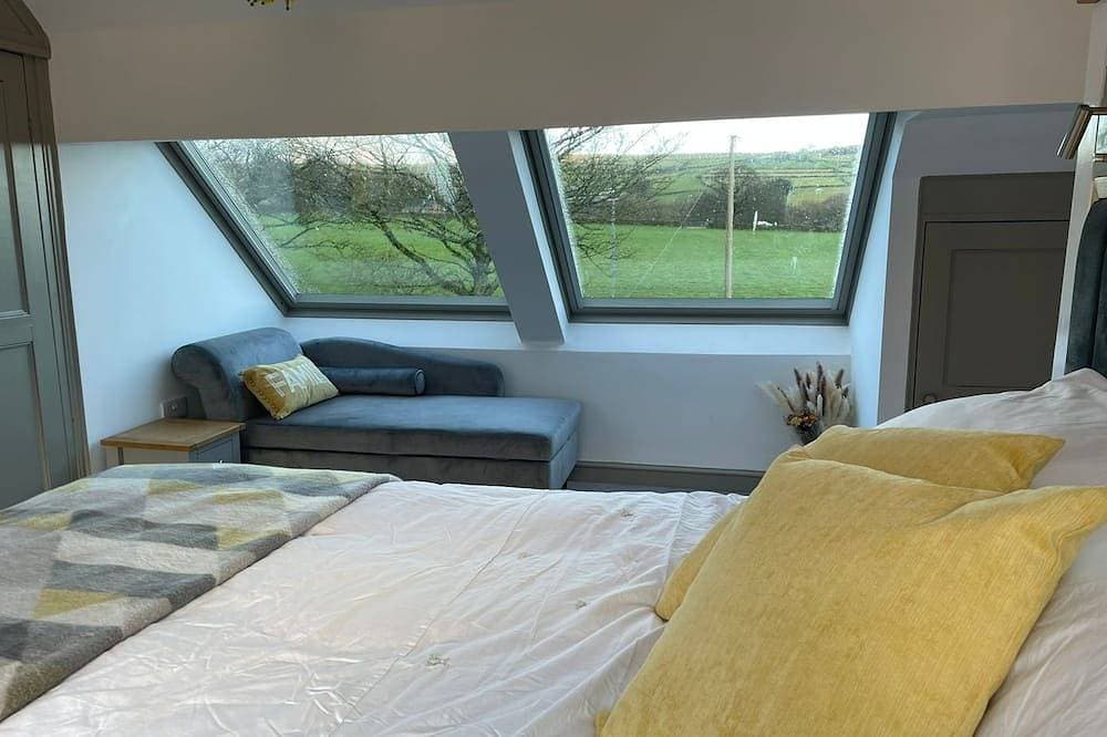 Foto 4 von 30: Traditional cottage with stunning views and walks on the doorstep.