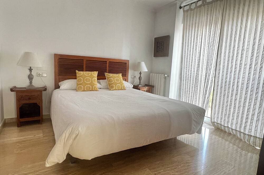 Foto 4 von 30: 🌞 Geräumige 3-Zimmer-Wohnung in einem Luxusgebäude, 150 m Strand, Internet🌞