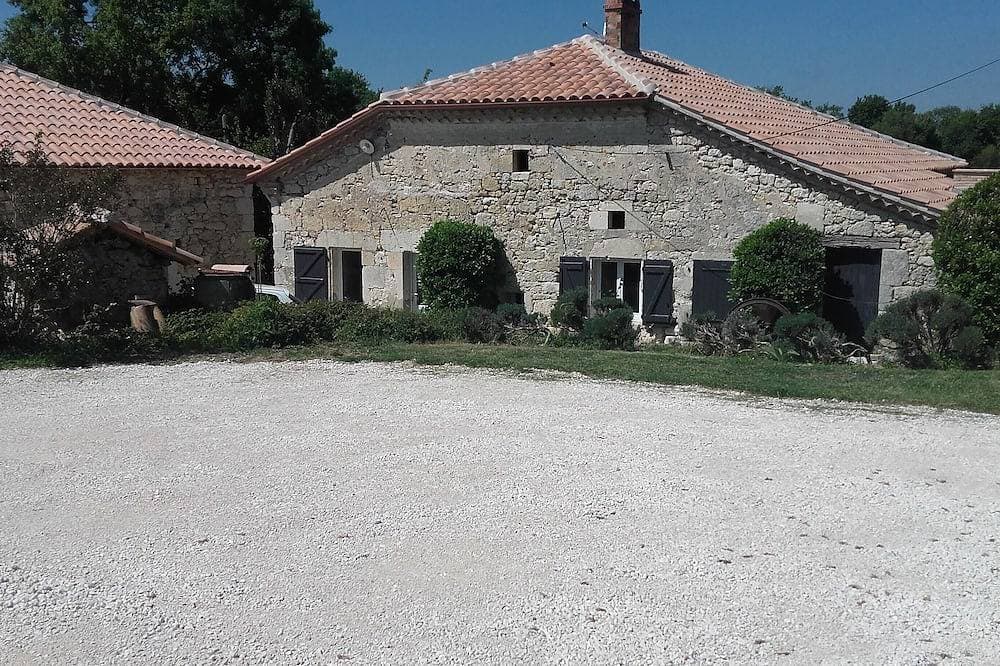 Foto 12 von 23: Ferienhaus auf dem Land mit privater Terrasse, Garten und WLAN