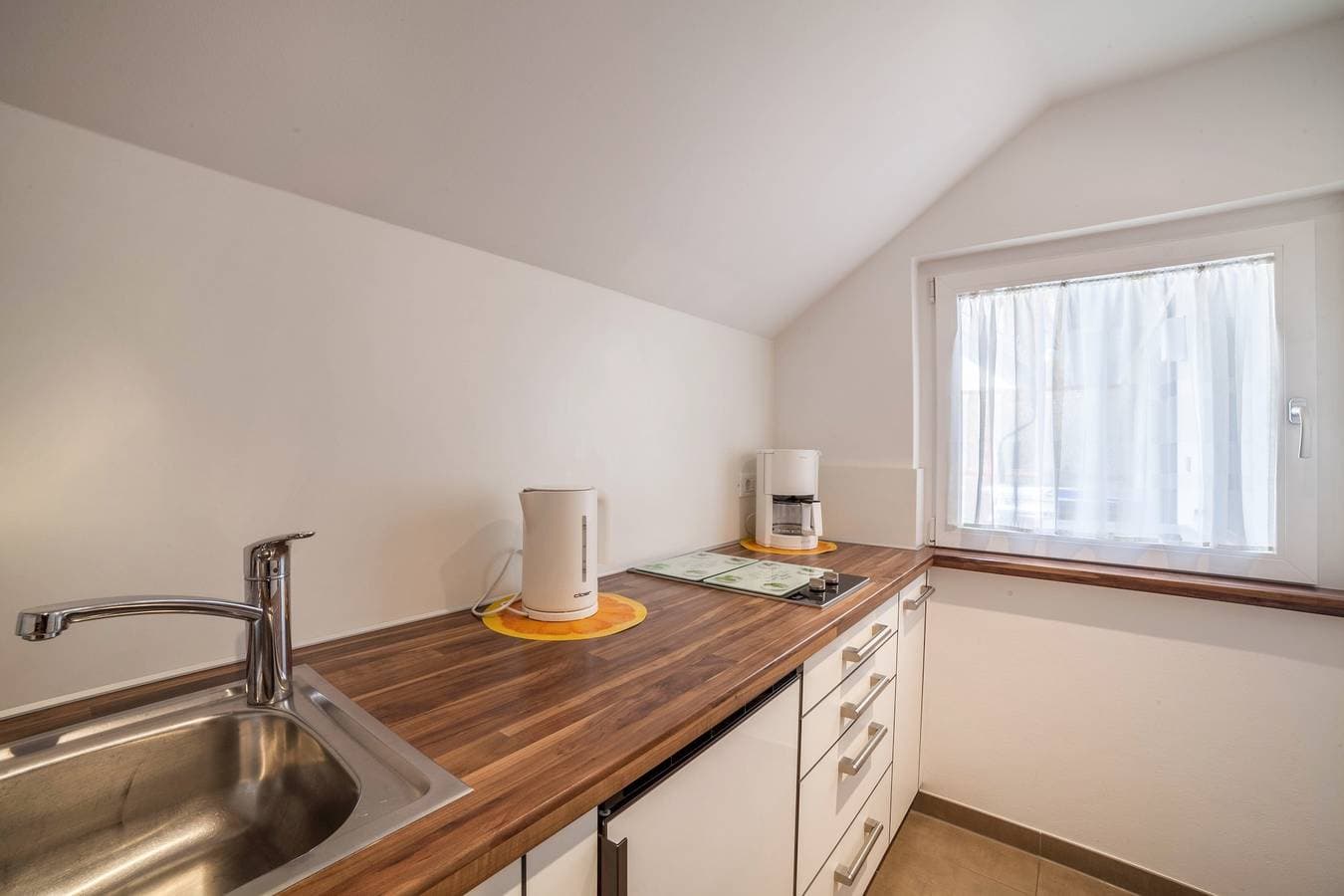 Foto 13 von 23: Ferienwohnung "Schnitzer - Anemone" mit Bergblick, WLAN