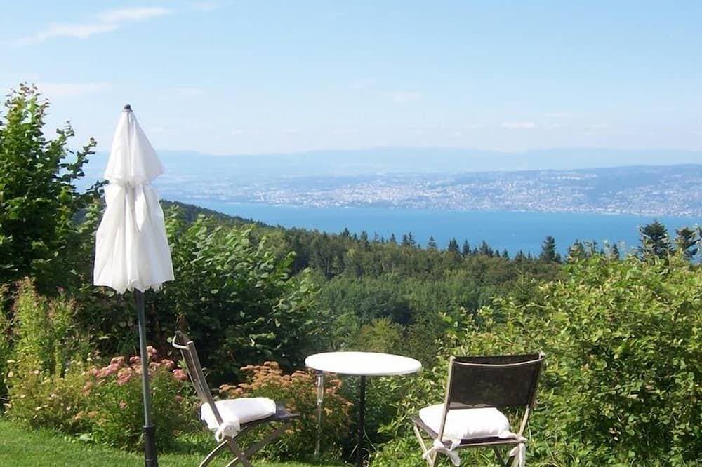 Modernes Ferienstudio; Seeblick; 100m zum Skilift; für 3 Personen 1