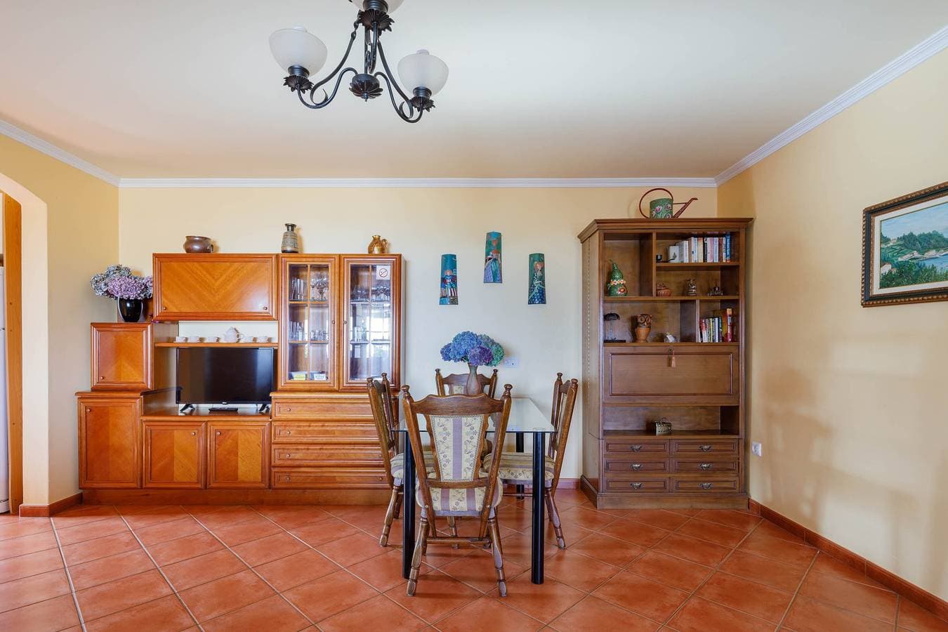 Foto 5 von 28: "Apartamento con jardin en un chale" mit Bergblick, WLAN, Garten und Terrasse