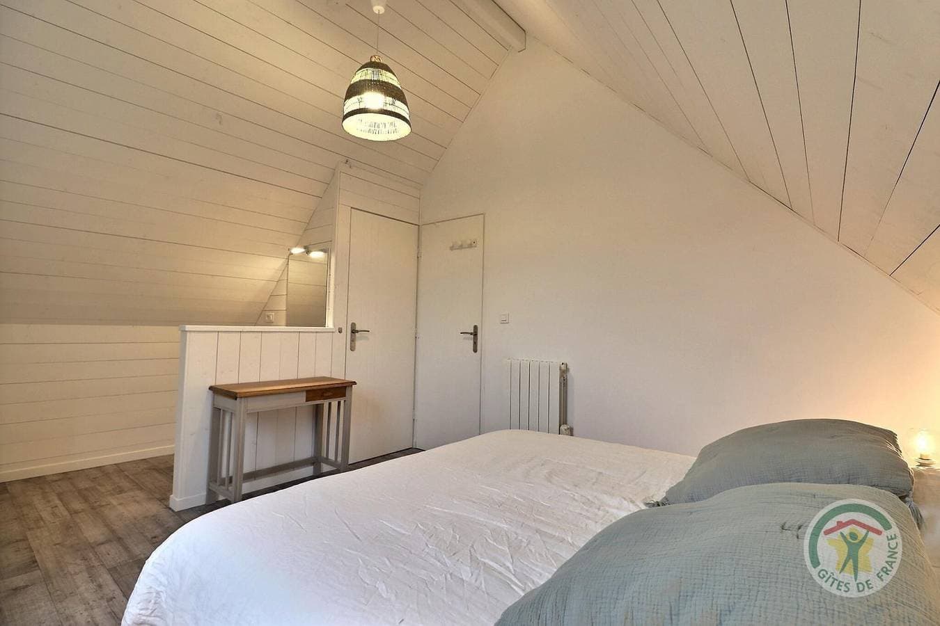 Foto 11 von 20: Ferienwohnung mit Meerblick nahe Dinard & Saint-Malo - Terrasse & Parkplatz