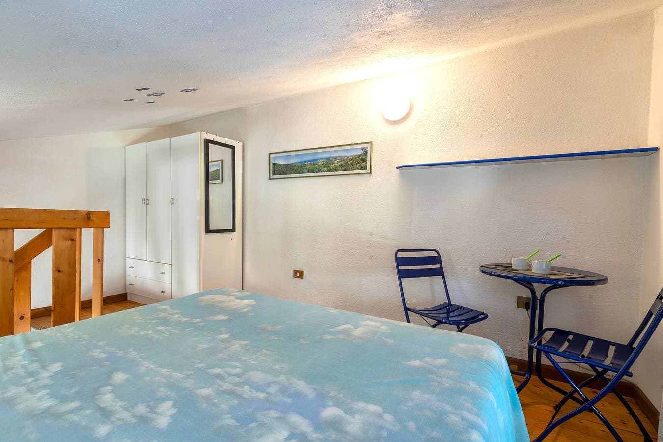 Foto 12 von 28: Ferienwohnung 'Monolocale' mit Meerblick, privatem Garten und Klimaanlage