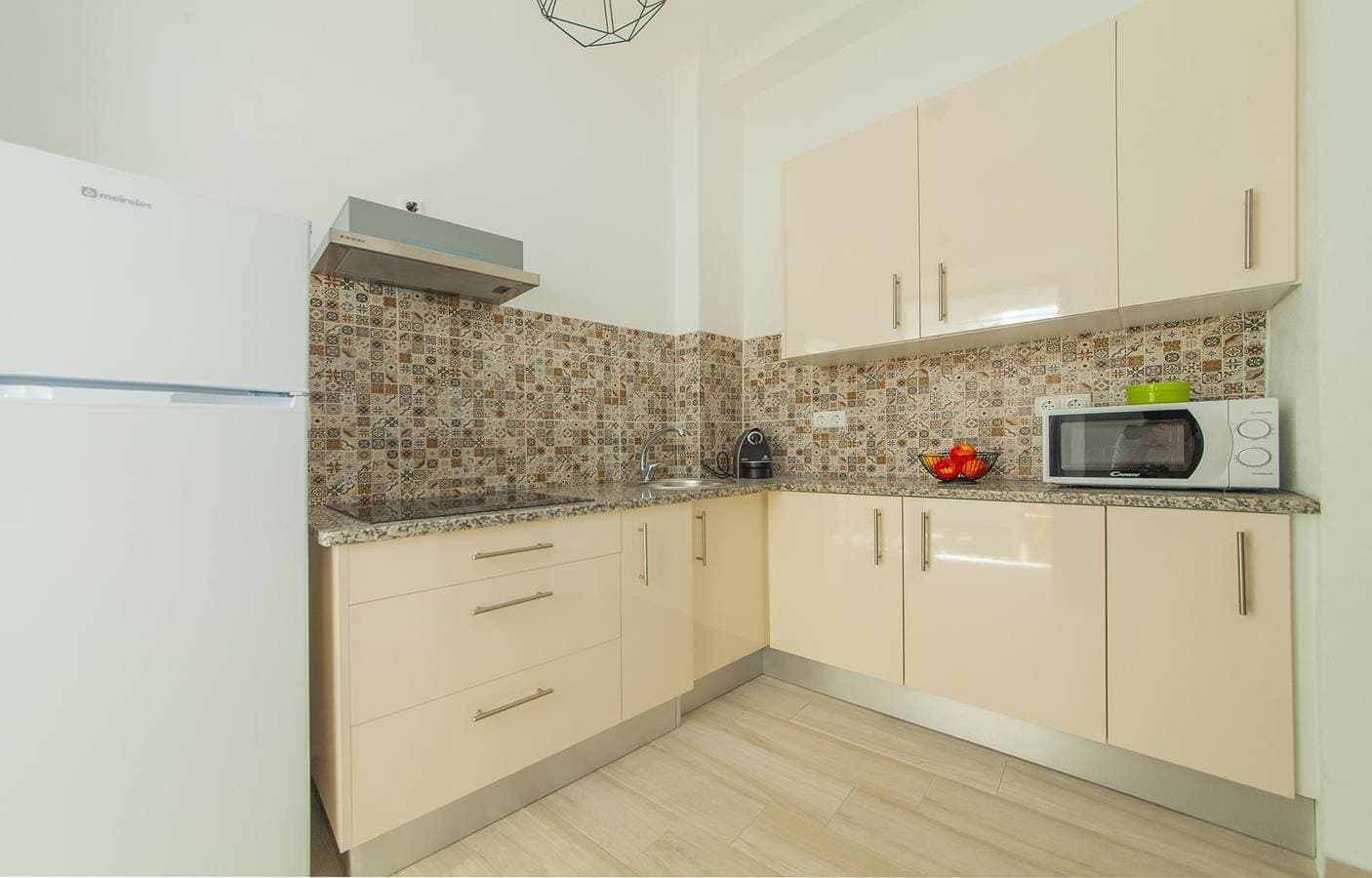Foto 8 von 34: Ferienwohnung für 2 Personen mit Balkon