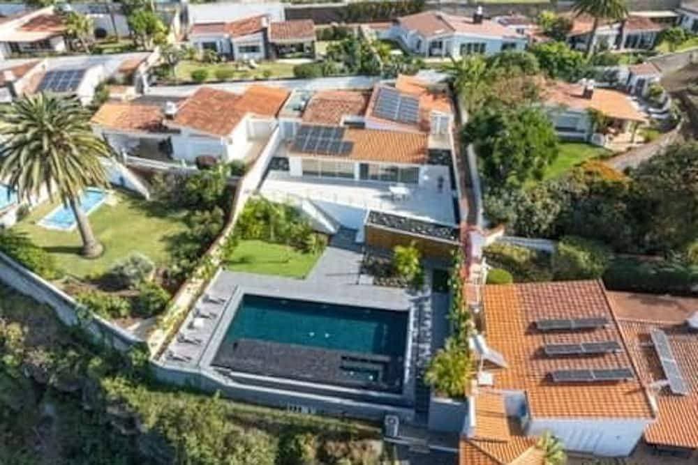 Villa auf Klippe mit Infinity-Pool und Meer-/Teideblick 1