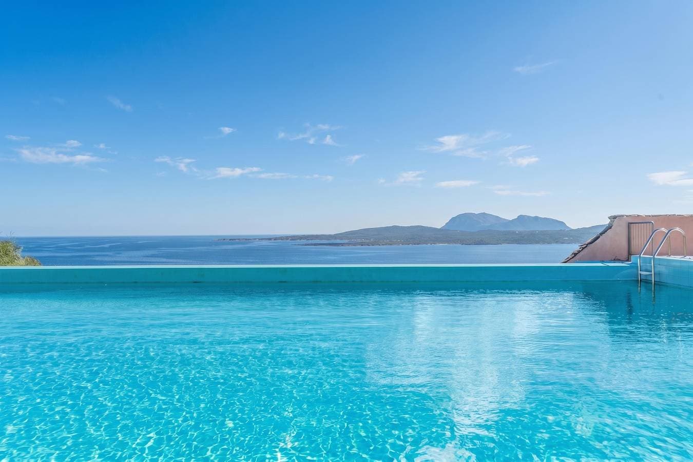 Foto 10 von 29: Casa Emozione With Shared Pool